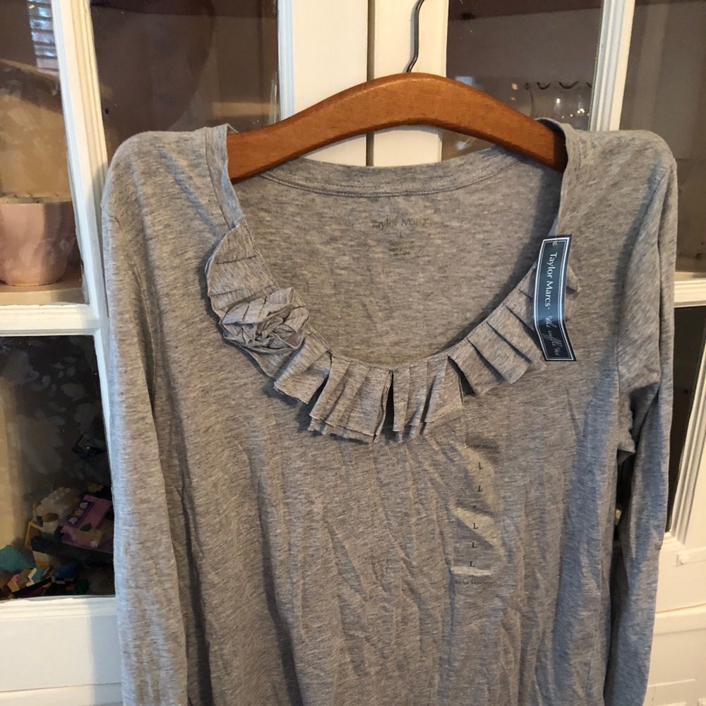 NWT Taylor Marcs size large